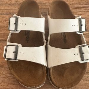 Youth size 34 Birkenstocks